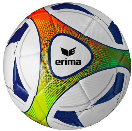 Den nye topfodbold fra tyske erima er SSA's ny bold på akademiet 